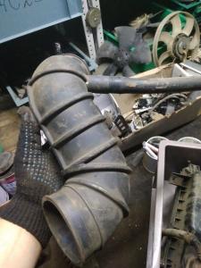 патрубок воздушного фильтра