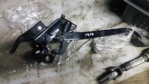 педаль сцепления