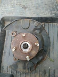 Кулак поворотный